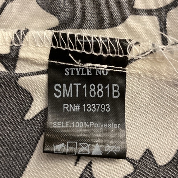 POL women’s floral button down black & white Collared shirt high / low l/s M - Picture 8 of 12